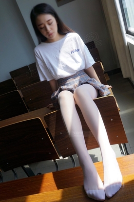 [妖精视觉] VOL.130 苏苏 学生装，白丝袜